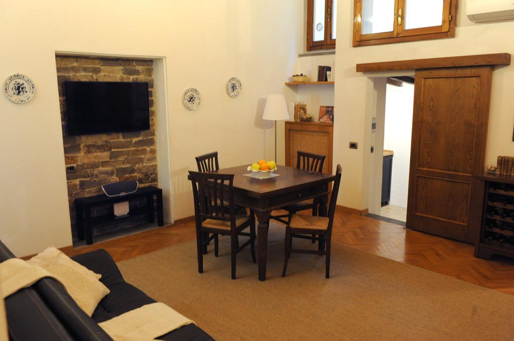 Aria Di Casa Apartment Firenze Bagian luar foto