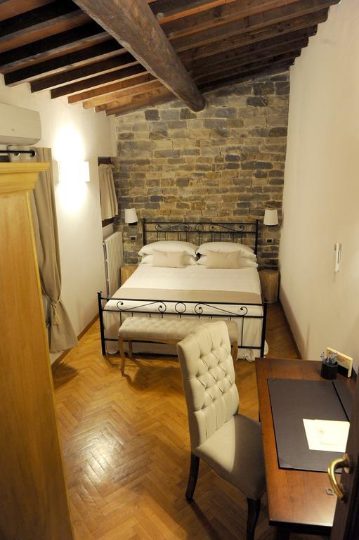 Aria Di Casa Apartment Firenze Bagian luar foto