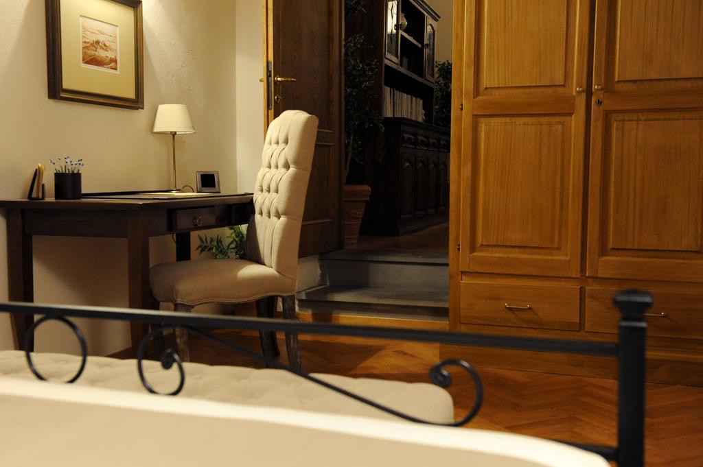 Aria Di Casa Apartment Firenze Bagian luar foto